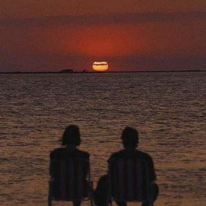 朱竹清被❌挤奶的视频
